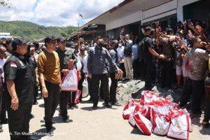 Menhan Prabowo Dampingi Presiden Jokowi ke Papua, Resmikan Gedung Papua Youth Creative Hub dan Ratas