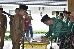 Wabup Bakhtiar Lantik dan Ambil Sumpah Janji Jabatan Tinggi Pratama
