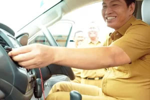 Satu Unit Ambulans Untuk Puskesmas Teluk Leban Diserahkan Bupati Batanghari