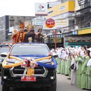 Sebagai Wujud Apresiasi Pada Warga, Pemkot Jambi Gelar Arak-Arakan Piala Adipura