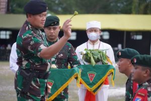 Panglima TNI Berangkatkan 555 Pajurit Yonif Raider 631/Antang