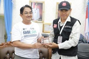 Petugas Pantarlih Sambangi Kediaman Bupati Tanjung Jabung Barat