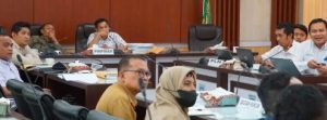 Pansus Pembahasan Ranperda DPRD Kota Jambi Rapat Rencana Jaringan Pengembangan PLN