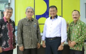 Dinas PUPR Tanda Tangan Kontrak Pembangunan Gedung Stadion