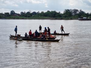 Edo Ditemukan Tim Basarnas Dalam Kondisi ‘Henti Nafas Henti Jantung’ Tenggelam Di Sungai Batanghari