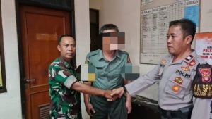 Serda Ayupti Babinsa Jati Luhur amankan TNI Gadungan