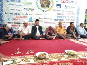 Pererat Kebersamaan, PWI dan IKWI Provinsi Jambi Buka Puasa Bersama