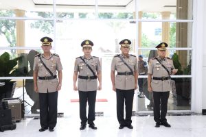 Kapolda Jambi Sertijab Dir Intelkam dan Kepala SPN Polda Jambi