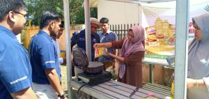 Sambut Ramadhan, Asian Agri Lakukan Bazar Minyak Goreng Untuk Masyarakat Desa