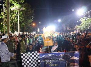 Bupati Tanjab Barat Buka Secara Resmi Festival Arakan Sahur Minggu Ketiga