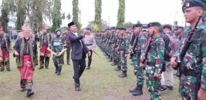 Edi Purwanto Hadiri Upacara Penyambutan Satgas Yonif Raider 142/Kesatria Jaya