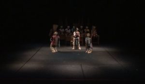 Banjir Penonton, Pementasan ‘Nunggu Guru’ Di Taman Budaya Jambi