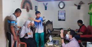 Imigrasi Kerinci Adakan Pelayanan Paspor Ke Rumah Bagi Orang Sakit dan Lansia