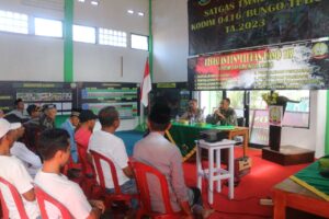 Masyarakat Talang Silungko Mendapat Penyuluhan Bahaya Narkoba Dari Satgas TMMD