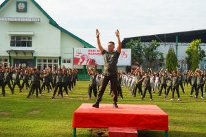 Prajurit Korem 042/Gapu Jaga Kebugaran Dengan Senam SKJ-88