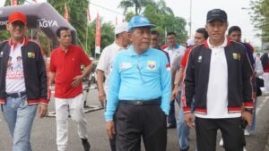 Kasrem 042/Gapu Ikut Jalan Santai Bersama Masyarakat Meriahkan HUT Ke-78 Republik Indonesia