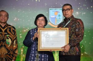 Fasha Bawa Kota Jambi Raih Penghargaan Green Leadership “Nirwasita Tantra”