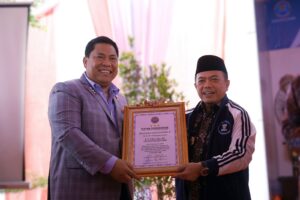 AL Haris Terima Penghargaan P4GN