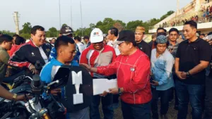 Al Haris Serahkan 149 Motor Dinas untuk Kades se-Kabupaten Sarolangun