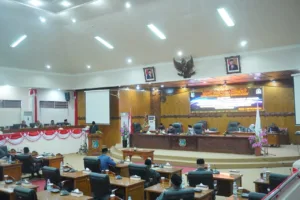 DPRD Tanjabbar Gelar Paripurna Penandatanganan Keputusan Besama Tentang Raperda