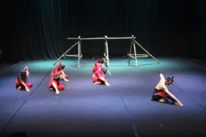 Ukar Dance Project Dalam Karya ‘Delom Akeh’ di Festival Tari Kreasi Remaja Tahun 2023
