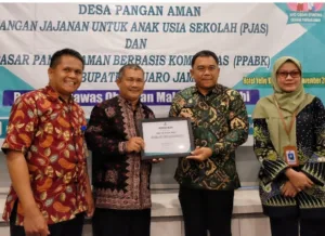 Sekda Muarojambi Membuka Acara Monitoring dan Evaluasi Program Prioritas Nasional