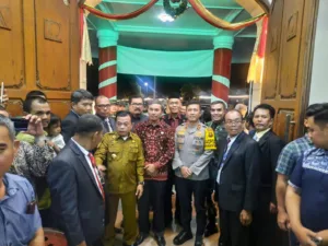 Lihat Lebih Dekat, Ketua DPRD Provinsi Jambi Bersama Unsur Forkopimda Kunjungi Sejumlah Gereja