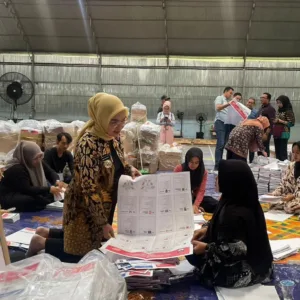 Pj Wali Kota Jambi Sidak Kantor KPU dan Gudang Logistik