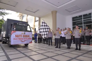 Kapolda Jambi Lepas Rangkaian Bakti Sosial Presisi Untuk Negeri