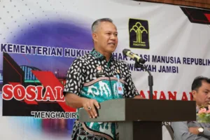 Adnan : Layanan Legalisasi Apostille Mempermudah Pengurusan Dokumen Pendidikan Bagi Masyarakat Yang Akan Menempuh Pendidikan di Luar Negeri