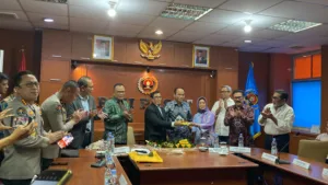 Menkominfo RI Potong Tumpeng HUT Ke-78 Persatuan Wartawan Indonesia Tahun 2024