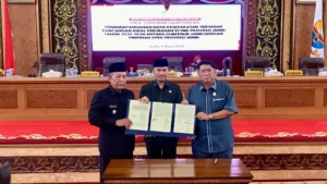 DPRD Provinsi Jambi bersama Pemerintah Daerah Sahkan 7 Ranperda Menjadi Perda