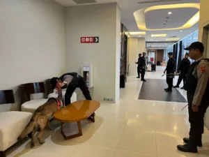 Polda Jambi Sterilisasi Rapat Pleno Terbuka Rekapitulasi Suara Pemilu 2024 Tingkat Provinsi