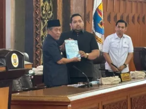 DPRD Provinsi Jambi Gelar Rapat Paripurna terkait Pandangan Umum Fraksi Terhadap Nota Pengantar LKPJ Gubernur Jambi