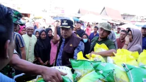 Cegah Inflasi dan Upaya Tekan Lonjakan Harga Jelang Puasa Ramadhan 1445 H, H Mukti Gelar OP di Pasar Pamenang