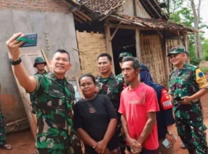 Blusukan Hingga ke Dusun, Kadispenad Cek Pelaksanaan TMMD di Bantul