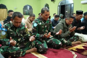 Awali Misi, Satgas Garuda Sambut Bulan Suci Ramadhan Penuh Suka Cita