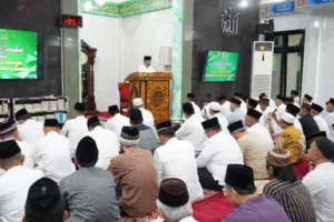 Pangdam II/Swj Bersama Forkopimda Lakukan Safari Ramadhan di Masjid Makodam