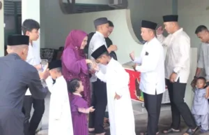 Keluarga Besar Yonif 142/KJ Rayakan Hari Raya Idul Fitri Dan Halal Bihalal