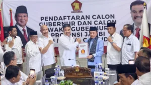 Kembalikan Formulir Penjaringan Cagub Ke Gerindra, Ini Harapan Al Haris
