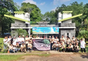 Peduli Lingkungan, Swiss Belhotel Jambi Tanam 100 Bibit Pohon Mahoni di Hutan Kota M Sabki