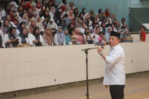 Al Haris Dorong Pengusaha Perhatikan Hak Hak Buruh