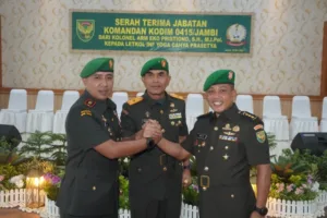 Danrem 042/Gapu Brigjen TNI Rachmad Pimpin Sertijab Dandim 0415/Jambi