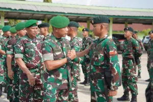Satgas Rajawali Yonif 142/KJ Digodok Kopassus