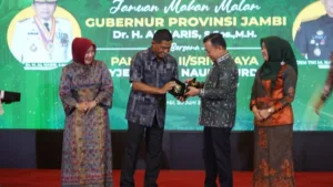 Pangdam II/Swj dan Gubernur Jambi Bahas Kerjasama Pembangunan dalam Jamuan Makan Malam
