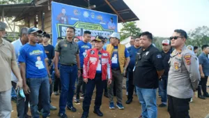 Al Haris Tutup Gubernur Cup 1 Super Grasstrack Cirkuit MPK Bangko