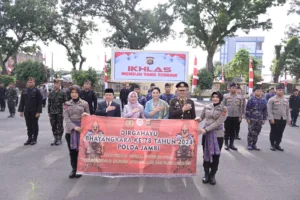 Polda Jambi Upacara Pembinaan Tradisi Peringatan Ke-78 Hari Bhayangkara