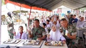 Kodam II/Sriwijaya Berikan Sentuhan Kasih kepada Anak Sekolah Dasar dengan Program ‘Dapur Masuk Sekolah’