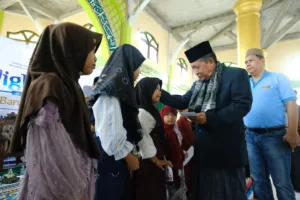 Semarak Muharram, Sani Santuni 175 Anak Yatim Se-Kecamatan Betara