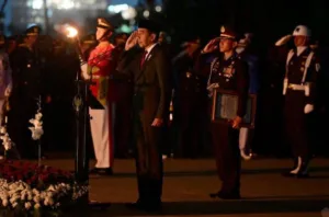 Panglima TNI Dampingi Presiden RI pada Apel Kehormatan dan Renungan Suci di Taman Kusuma Bangsa IKN